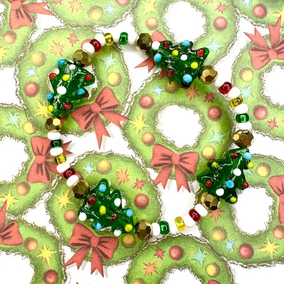 Glass Christmas Tree Bracelet Holiday Winter Festive Party Gift For Her - Picture 2 of 2